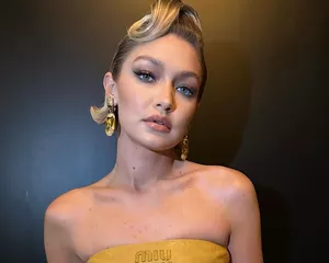 Gigi Hadid’s “Slashed” Nails Are an Unexpected Summer Mani