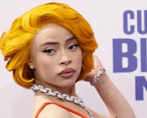 Ice Spice Swapped Her Signature Curls for a Retro Bob